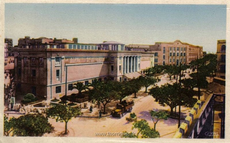 372.jpg - Le Musée et le Lycée Ardaillon