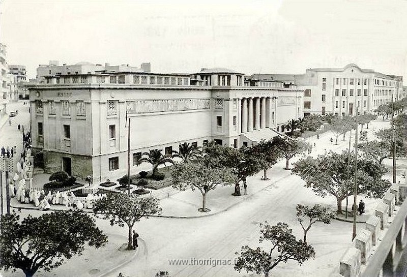 374.jpg - Le Musée et le Lycée Ardaillon