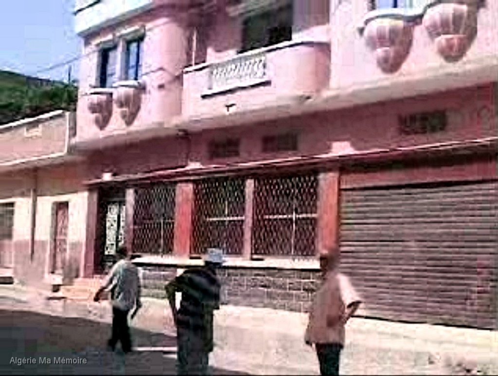 Cafe National Martinez.jpg - Café "Le National" Martinez