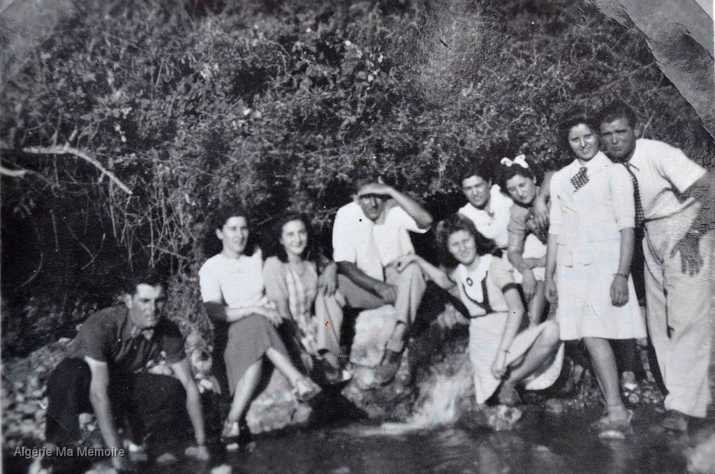 Jeunes de Lavayssiere.jpg - Les jeunes de Lavayssière - A identifier