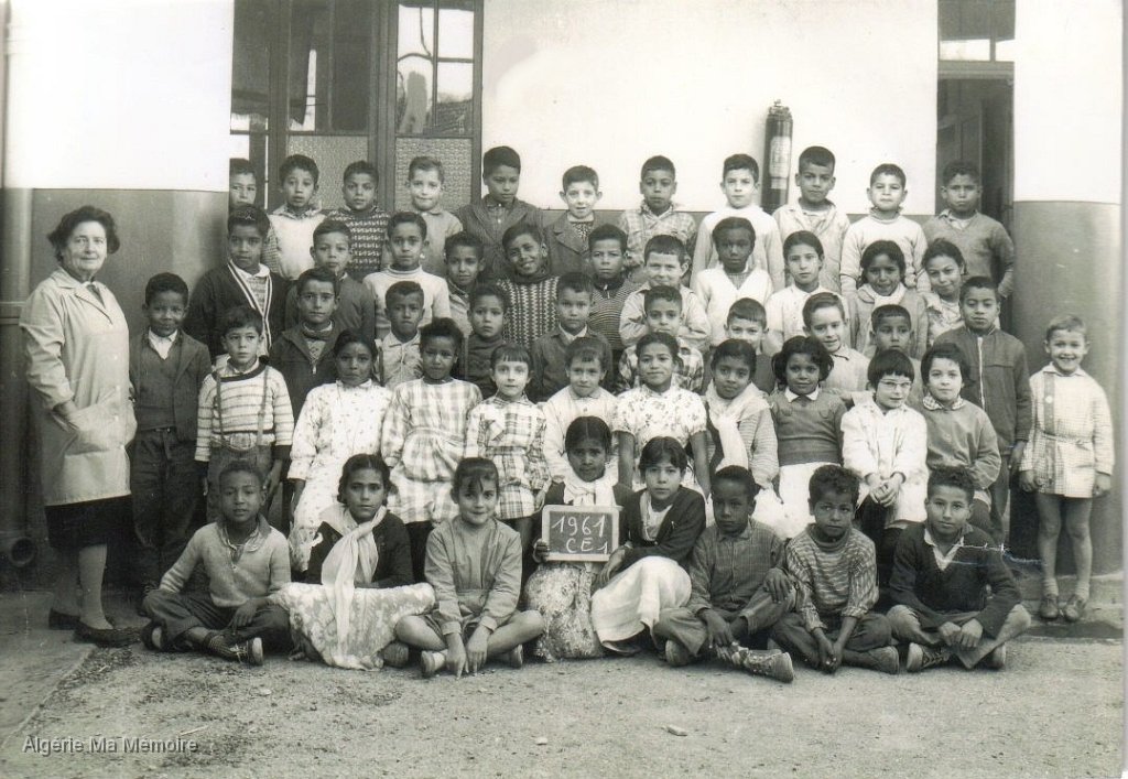 classe algerie Ce1 1961.jpg - Classe CE1 année 1961