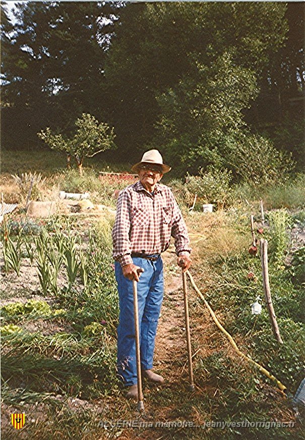 Jeannot.jpg - Jeannot Portalès à "l'Adrech" été 1991.